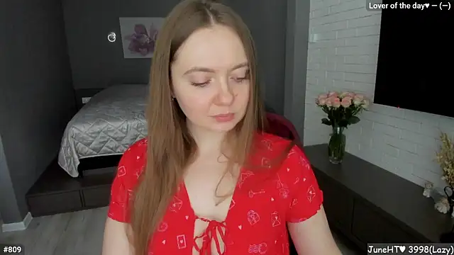 Snapshot of LizaGost chatting on June 2026 11:10:02 AM LizaGost online show from June 2026 11:10:02 AM