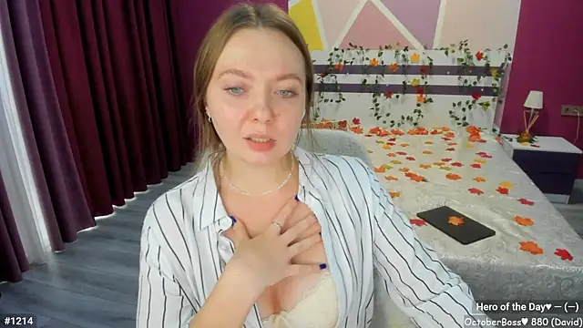 Snapshot of LizaGost chatting on October 2025 11:55:02 AM LizaGost online show from October 2025 11:55:02 AM