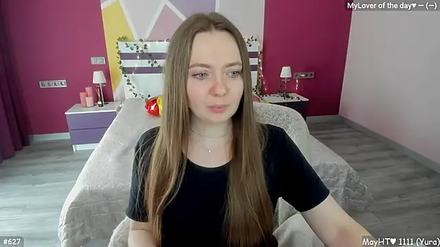 Snapshot of LizaGost chatting on May 2026 11:35:01 AM LizaGost online show from May 2026 11:35:01 AM