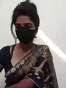 Snapshot of Shuttii_25 chatting on December 2024 06:12:02 AM Shuttii 25 online show from December 2024 06:12:02 AM