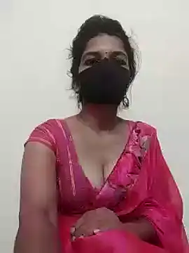 Snapshot of Shuttii_25 chatting on December 2024 04:41:02 AM Shuttii 25 online show from December 2024 04:41:02 AM