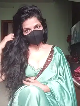 Snapshot of Shuttii_25 chatting on October 2025 06:01:02 AM Shuttii 25 online show from October 2025 06:01:02 AM