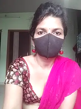 Snapshot of Shuttii_25 chatting on September 2025 07:18:01 AM Shuttii 25 online show from September 2025 07:18:01 AM