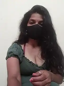 Snapshot of Shuttii_25 chatting on January 2025 08:46:02 AM Shuttii 25 online show from January 2025 08:46:02 AM