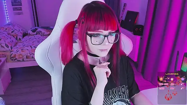 Yumi Youkai online show from February 2026 04:50:01 PM