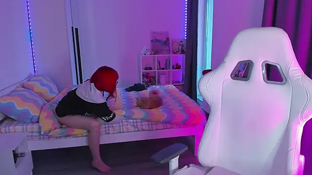 Yumi Youkai online show from January 2025 07:56:01 AM