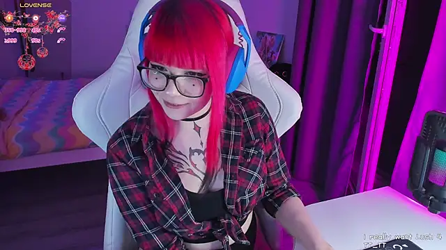 Yumi Youkai online show from March 2025 05:20:01 PM