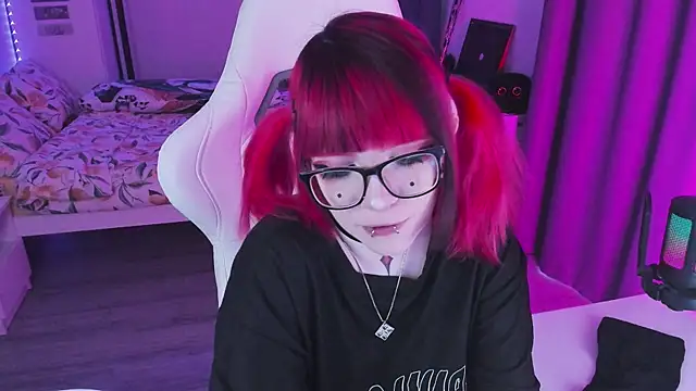 Yumi Youkai online show from February 2026 02:27:01 PM