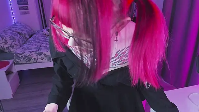 Yumi Youkai online show from March 2026 02:50:01 PM