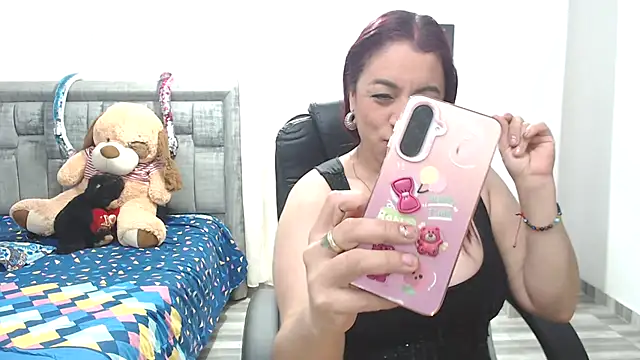 LAURA CRAIZY online show from September 2025 02:29:01 AM