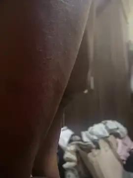 Snapshot of PARI_Hun chatting on February 2026 08:47:01 AM PARI Hun online show from February 2026 08:47:01 AM