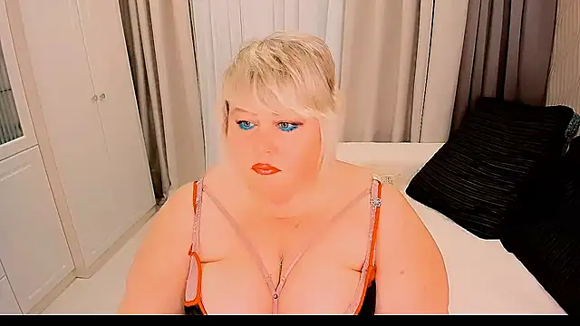 BIGTITSBBW online show from September 2025 06:24:02 PM