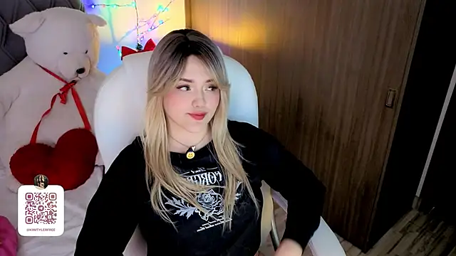 KiimTyler  online show from December 2025 01:11:01 AM