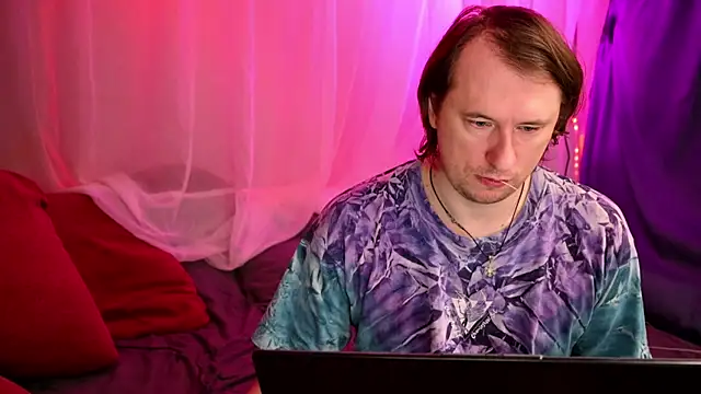 Claudia and elon  online show from October 2025 02:24:02 AM