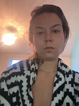 BabyNila online show from October 2025 06:03:01 AM