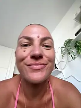 PaulinaSchubert1 online show from May 2026 12:36:02 PM