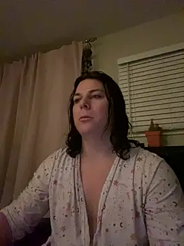 Snapshot of KevieWantsABoobJob chatting on January 2025 02:59:01 AM KevieWantsABoobJob online show from January 2025 02:59:01 AM