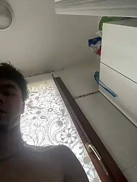 giovanni5281 online show from May 2026 01:52:01 PM