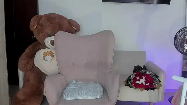 selene king2 online show from June 2026 12:33:02 PM