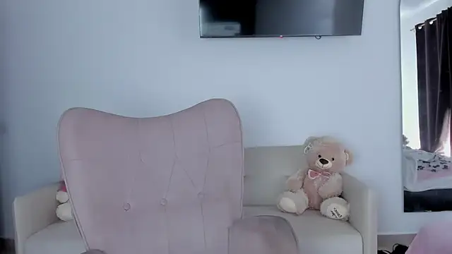 selene king2 online show from April 2026 02:46:02 PM