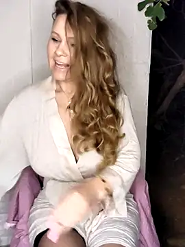 Snapshot of SexyMichellexo chatting on November 2025 06:56:02 PM SexyMichellexo online show from November 2025 06:56:02 PM