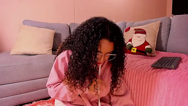 Snapshot of DAHLIA_BROWNIE chatting on December 2025 04:28:01 AM DAHLIA BROWNIE online show from December 2025 04:28:01 AM