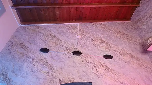 jones maddy  online show from November 2025 11:59:02 AM