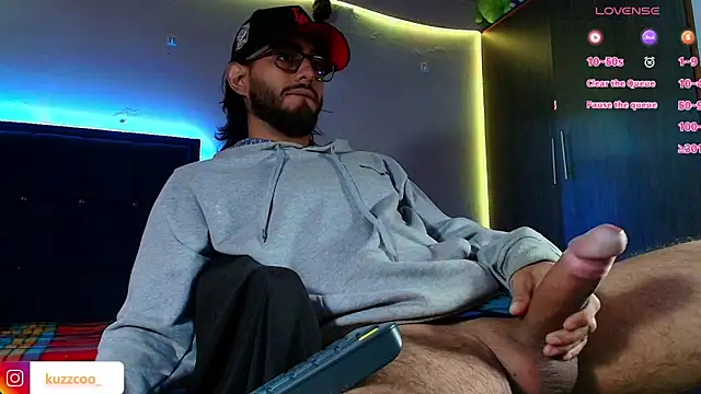 kuzzcoo online show from February 2026 12:49:01 PM