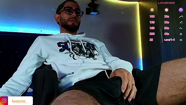 kuzzcoo online show from March 2026 12:22:02 PM