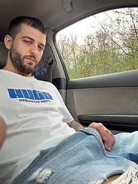 ElChapoGuzman95 online show from April 2026 07:36:01 AM