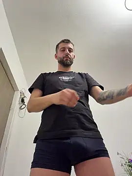 ElChapoGuzman95 online show from January 2026 07:04:01 AM