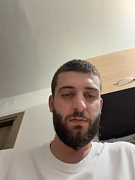 ElChapoGuzman95 online show from February 2026 06:30:02 PM