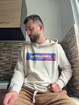 ElChapoGuzman95 online show from November 2025 07:08:01 AM