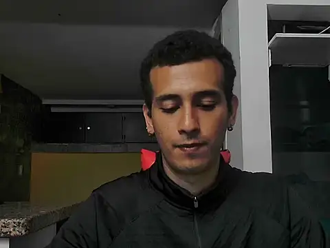 talktome4 online show from April 2026 08:03:02 PM