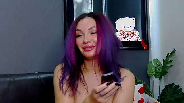 Snapshot of Darina_Monclie chatting on November 2025 02:42:02 PM Darina Monclie online show from November 2025 02:42:02 PM