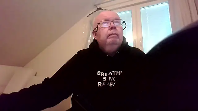 ScrawnyFire online show from January 2026 11:47:01 AM