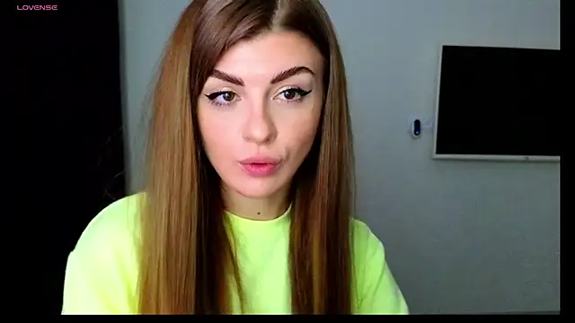  comefeelme  online show from March 2025 04:02:01 PM