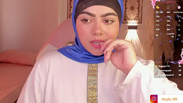 shayla 18 online show from March 2025 10:22:02 PM