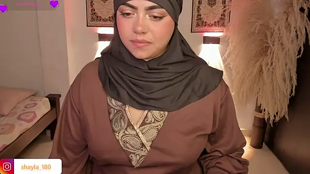 shayla 18 online show from May 2026 10:32:02 AM