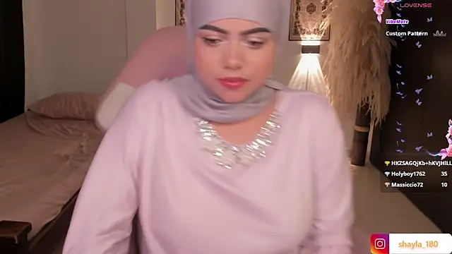 shayla 18 online show from March 2025 12:00:02 AM