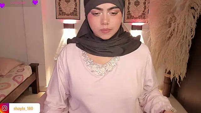 shayla 18 online show from May 2026 10:17:01 PM