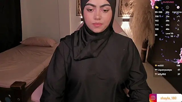 shayla 18 online show from March 2025 12:33:02 AM