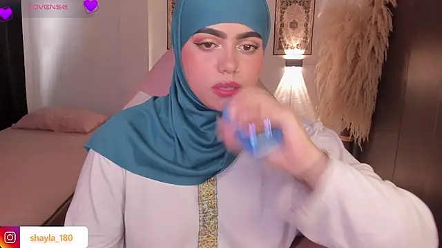 shayla 18 online show from November 2025 07:36:02 PM