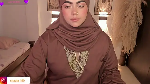 shayla 18 online show from May 2026 09:29:02 PM