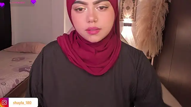 shayla 18 online show from March 2026 07:37:01 PM