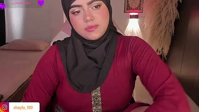 shayla 18 online show from December 2025 07:13:01 PM