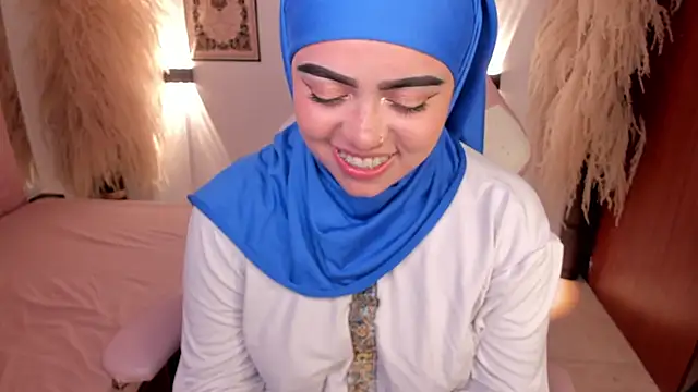 shayla 18 online show from December 2024 09:18:02 PM