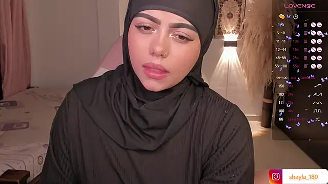 shayla 18 online show from February 2025 11:15:02 PM