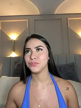 Snapshot of Miss_blue69 chatting on February 2025 01:46:02 AM Miss blue69 online show from February 2025 01:46:02 AM