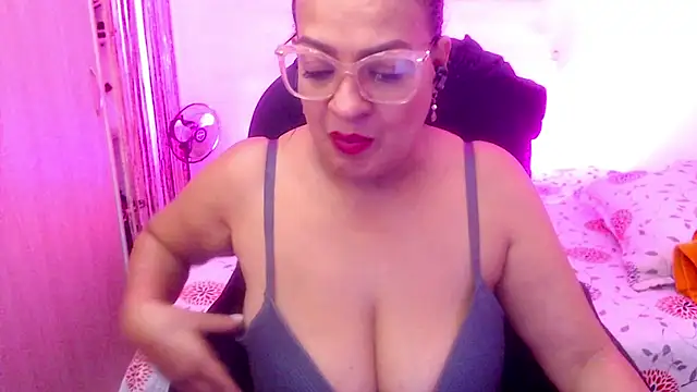 Snapshot of menfismuller2 chatting on May 2026 02:32:01 AM menfismuller2 online show from May 2026 02:32:01 AM